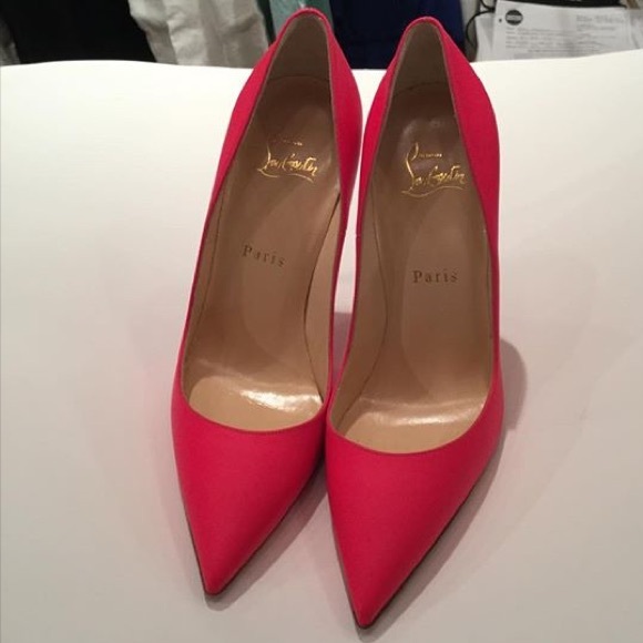 Christian Louboutin So Kate - Picture 2 of 4
